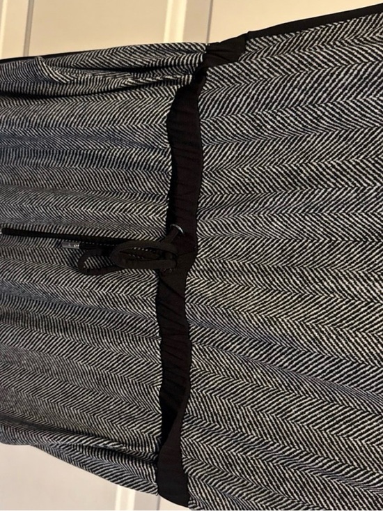 Michael Kors Gray Herringbone Jumpsuit with Black Waist Tie - Picture 3 of 8